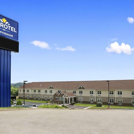 Microtel Inn & Suites By Wyndham Mineral Wells/Parkersburg Extérieur photo