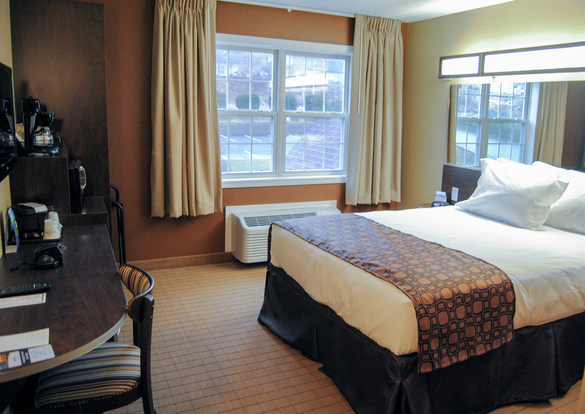 Microtel Inn & Suites By Wyndham Mineral Wells/Parkersburg Extérieur photo